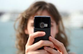 Por qué me siento tan vacío cuando no estoy con una pantalla: esta hormona es la respuesta