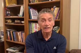 El casi fichaje de Edu Vargas al Chelsea y Alexis al United: las historias del chileno que trabajó con Mourinho en Europa