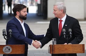 A días del cambio de mando: Boric y Kast se reúnen este domingo en La Moneda
