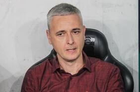 Un Rey Midas inestable y de mano dura: el perfil vendedor de Tiago Nunes, el técnico que se quedó con la banca de la UC