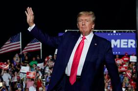 Investigación critica a FBI por pesquisa sobre Trump y Rusia, pero no agrega nuevos cargos