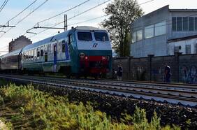 Mueren cinco trabajadores ferroviarios y dos quedan heridos al ser arrollados por un tren al norte de Italia