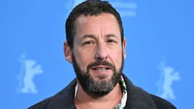 Cómo Adam Sandler llegó a oficiar la boda de Taylor Swift: “Quería hablar con el corazón”
