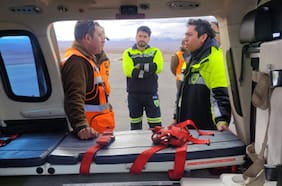 Suspenden búsqueda de camioneros varados en la nieve por condiciones climáticas en ruta de San Pedro de Atacama