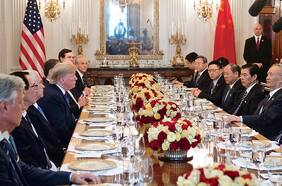 EE.UU. impone restricciones a las exportaciones al principal fabricante de chips de China