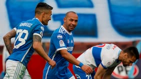“Les va a doler toda la vida”: Marcelo Díaz y Pepe Rojas recuerdas el cotillón de la UC en el título de 2011