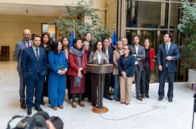 Diputados de oposición aumentan presión al gobierno para reabrir discusión de secreto bancario en el Senado
