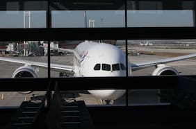 Alerta de bomba en el Aeropuerto de Santiago corresponde a la cuarta del año y ya superan las de 2024
