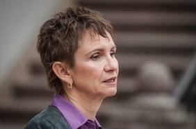 Tohá enfrenta críticas por recorte presupuestario a Ministerio Público: destaca que surge de un acuerdo en el Congreso