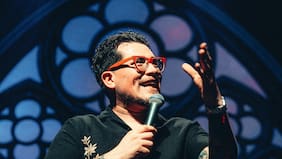 El comediante Claudio Michaux lleva su show Isabel al Teatro Nescafé de las Artes: un espectáculo cruzado por el duelo