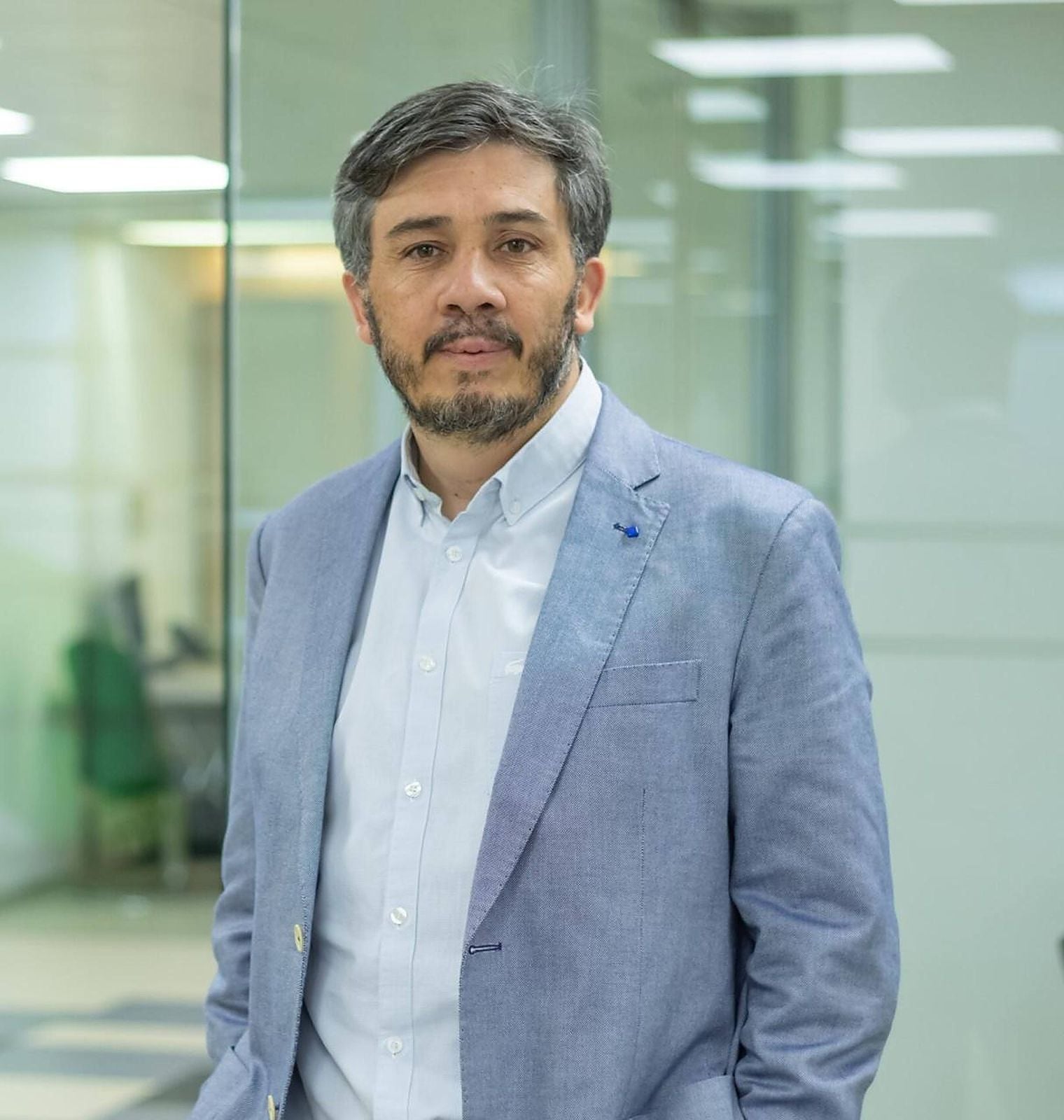 Ex CEO Telefónica Chile es nombrado como nuevo gerente general de la matriz de Essbio y Esval