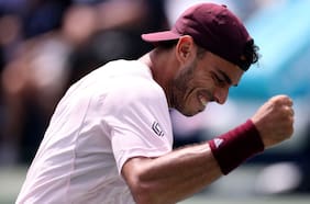 “De Chile...”: el incómodo error en la presentación del argentino Francisco Cerúndolo en su triunfo sobre Taylor Fritz