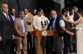 El gesto de Boric a Tohá durante inauguración de la remodelación de Plaza Baquedano