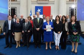 A ocho años de su creación: integrantes de Comisión Engel acusan avance de solo un 34% en propuestas para enfrentar corrupción municipal