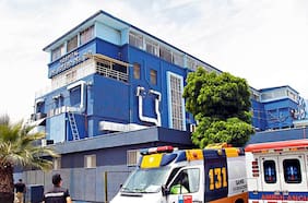 Eliminación de listas de espera en Sótero del Río: Minsal anuncia sumario y renuncia del director del hospital