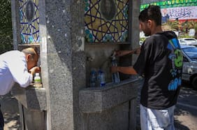 Irán decreta día feriado por sequía y calor