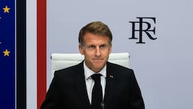 Macron defiende su gestión ante las protestas y disturbios en Francia