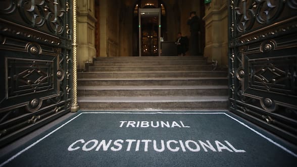 La embestida de la oposición en contra de la invariabilidad