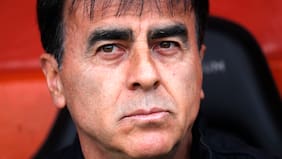 Independiente despide a Gustavo Quinteros y ya le tiene reemplazante