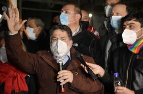 Chile Vamos pierde Los Ríos: Luis Cuvertino (PS) vence a María José Gatica (RN)