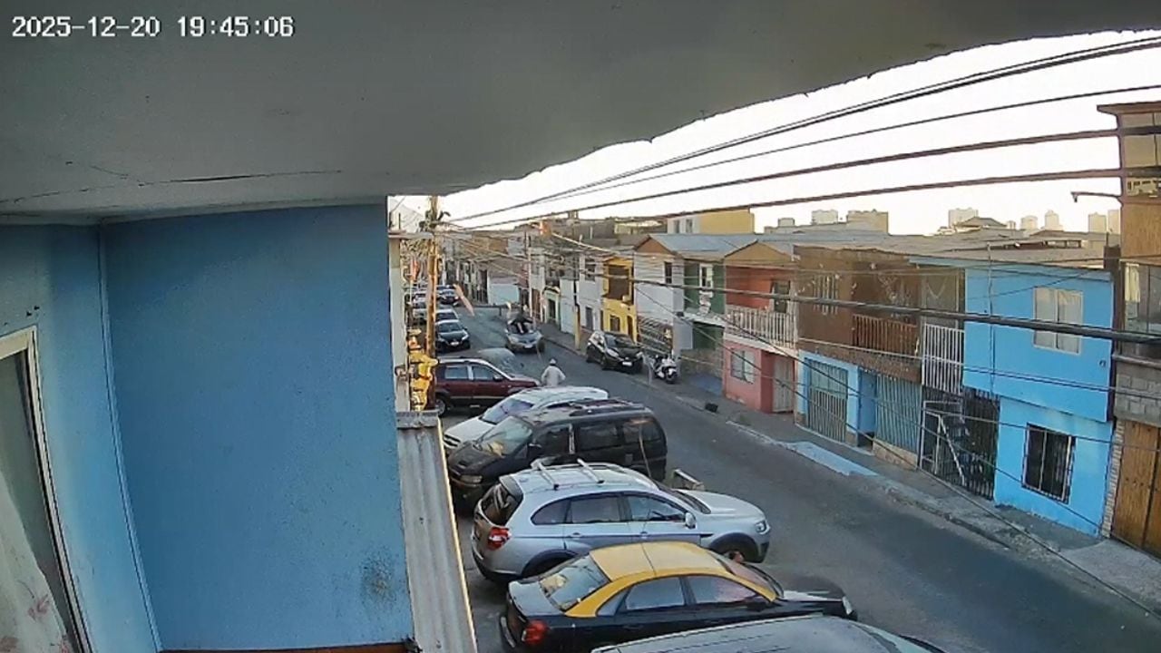 Decretan prisión preventiva por homicidio frustrado para conductor que arrolló a motorista en Iquique