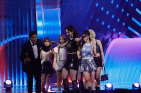 La sorpresiva visita de la girlband de K-pop NMIXX en Viña 2025