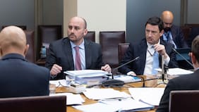 Sin quinto estado de excepción ni intercepciones telefónicas: el detalle de las indicaciones que preparan Longton y Squella para la reforma de seguridad
