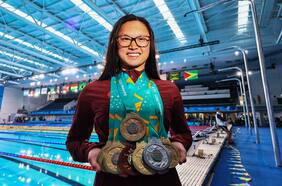 Maggie Mac Neil, la nadadora récord de Santiago 2023: “Estoy muy feliz por la atmósfera de estos Juegos”