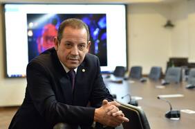 Quién es Sergio Muñoz, el director general de la PDI que será formalizado y a quien se le allanó el domicilio