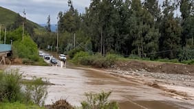Alcalde de Canela alerta por sectores rurales aislados tras crecida de esteros: “No hay pasada para vehículos ni camiones”