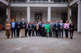 García Ruminot almuerza con la comisión política de RN en medio de la incomodidad del partido con el gobierno