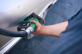 ¿Dónde está la bencina más barata? Conoce el buscador por comuna