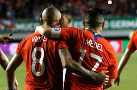 Los emotivos mensajes de Arturo Vidal y Gary Medel tras el triunfo de la Roja ante Paraguay