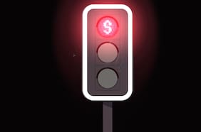 Cómo una empresa logró dominar el mercado de los semáforos en Chile