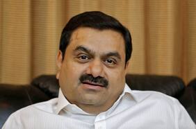 Empresario de la India es ahora la tercera persona más rica del mundo, tras Musk y Bezos