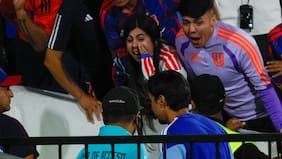 La reacción de la U tras la protesta de la hincha que fue sancionada por insultar a Francisco Meneghini