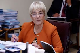 Senadora Ebensperger (UDI) dice que relación entre migración irregular y crimen organizado “es total”
