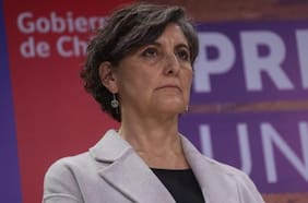 Ministra Aguilera detalla estrategias ante el paro de la Fenats y los honorarios Covid que serán desvinculados