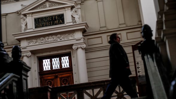Corte Suprema ordena abrir 56 cuadernos de remoción para jueces por mal uso de licencias médicas