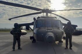 FACH pierde contacto con helicóptero con cuatro tripulantes en Campos de Hielo Sur