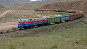 Evita pasar por Rusia: China alcanza un hito clave en túneles ferroviarios en Asia Central