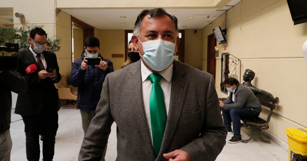 Eric Addeo Eric Aedo (DC): “Cuando hay una crisis no es el momento de abandonar el ...