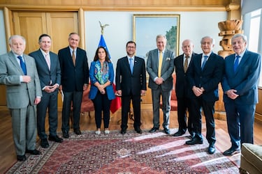 Bachelet, guerra en Medio Oriente y pugna China-EE.UU. marcan primera cita de Pérez Mackenna con excancilleres