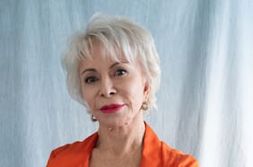 Isabel Allende: “En Chile las periodistas mujeres son mucho mejores que los hombres, desde siempre”