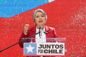 Tras nuevo traspié sobre su programa de primarias: Jeannette Jara lamenta  “imprecisión” en dichos sobre el aborto libre