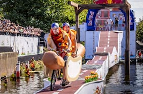 Red Bull Al Agua Pato: en qué consiste esta acuática carrera en bicicleta que debuta en Chile