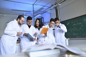 Ninguna existía hace 10 años pero hoy son esenciales: dónde estudiar carreras que incluyen inteligencia artificial