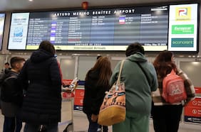 Llega al país segundo vuelo con chilenos deportados desde Estados Unidos