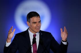 Pedro Sánchez abre la puerta a una “actualización” de la Constitución en España