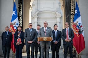 El mandato de Kast a los partidos en medio de la crisis oficialista